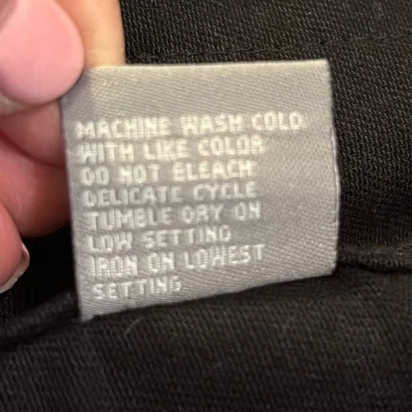 🦋Htrailz Classic soft denim with satin butterfly & floral back boutique jacket - Picture 11 of 13